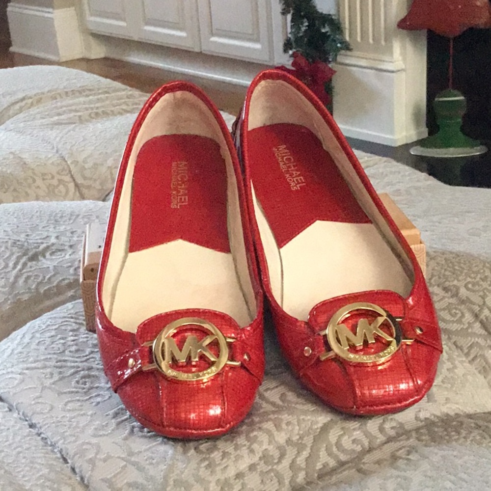 Michael Kors red patent leather flats size 7